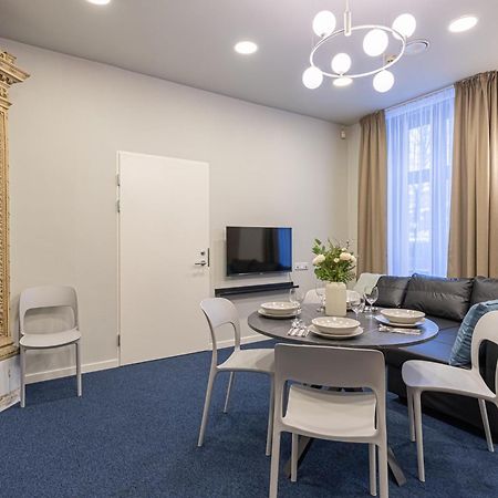Dandelion Apartments Bruninieku Ρίγα Εξωτερικό φωτογραφία